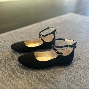 Children’s Place girls shoes size 3. Worn once.